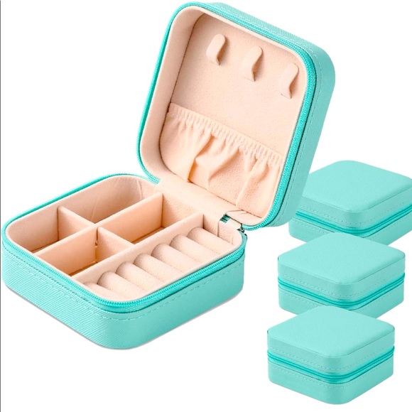 NWOT Portable Travel Mini Jewelry Box - Picture 1 of 4